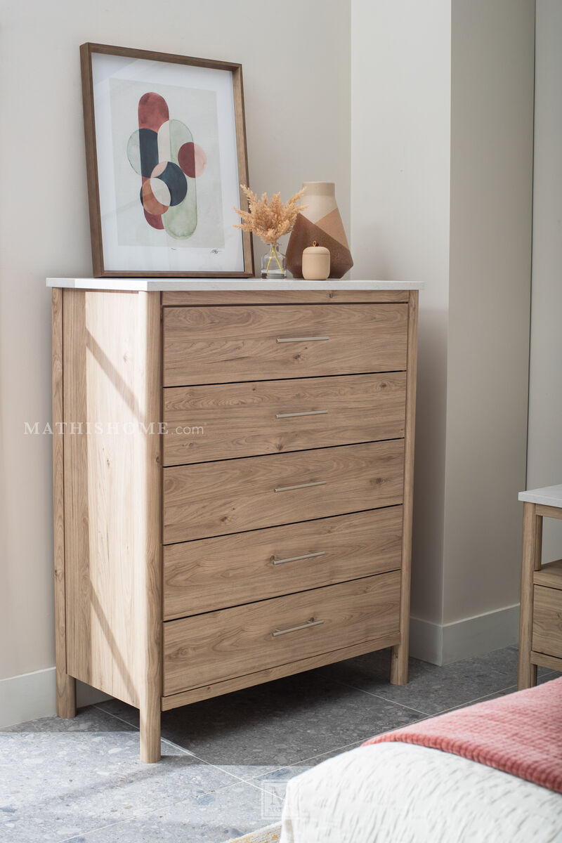Cadmori 5-Drawer Chest of Drawers
